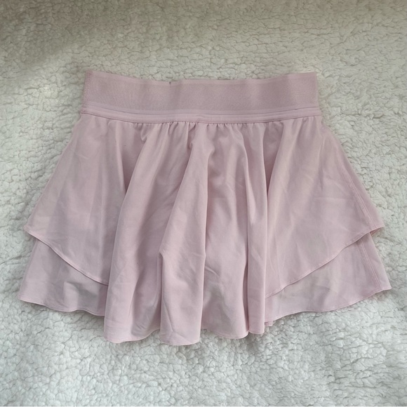 Lululemon Court Rival High-Rise Skirt - Picture 2 of 14